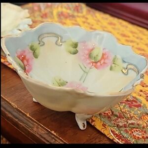 Japan marked vtg  hand-painted gilded  embossed psint dresser dish